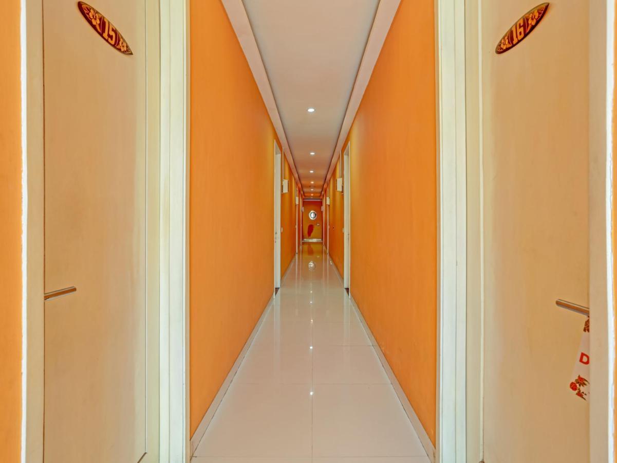 Oyo 3856 Tizta Suites Bali Санур Экстерьер фото